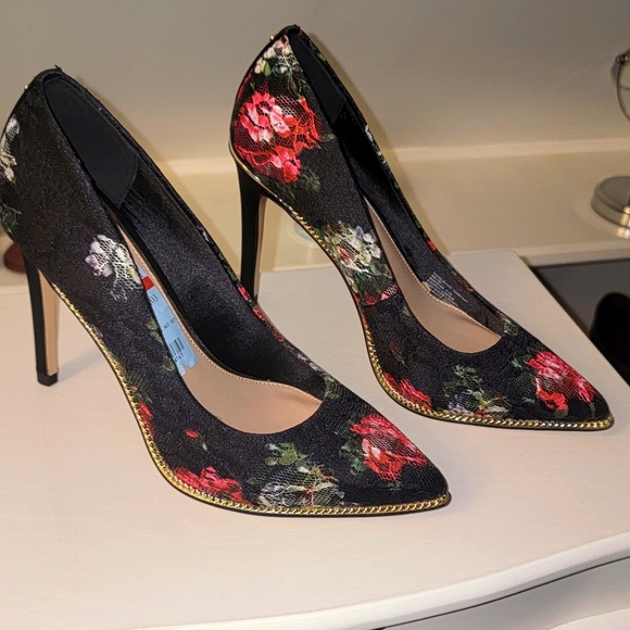 BCBG - Picture 2 of 2